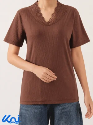 تیشرت زنانه یقه هفت گیپوری برشکا Bershka