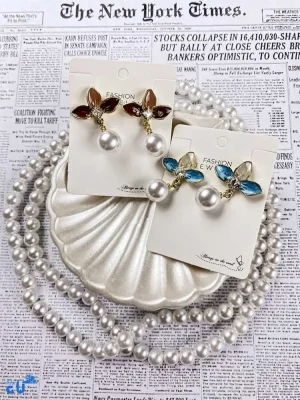 گوشواره زنانه طرح گل و مروارید
